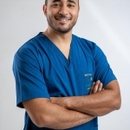 الدكتور أيمن لحكيم بناني أخصائي أمراض النساء والتوليد