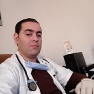 الدكتور منصور محمد طبيب عام