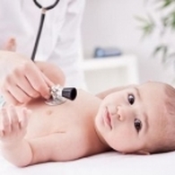 الدكتورة العبيدي كريمة أخصائية طب الأطفال