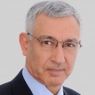 الدكتور الميلادي المنجي أخصائي جراحة العظام و المفاصل