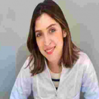 الدكتورة بن يوسف نور طبيب أسنان