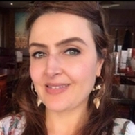 الدكتورة فرادي سماح أخصائية الغدد الصماء والسكري 