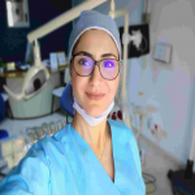 الدكتورة مراد ايمان طبيب أسنان