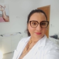 الدكتورة نوار عبيد ميساء أخصائية طب الأطفال