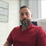 الدكتور النجاري اناس أخصائي أمراض النساء والتوليد