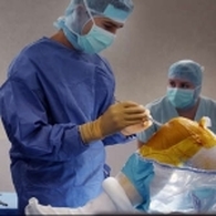 Dr DEROUICHE SALEM Chirurgien Orthopédiste Traumatologue