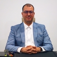 الدكتور الطرابلسي أحمد أخصائي جراحة العظام و المفاصل