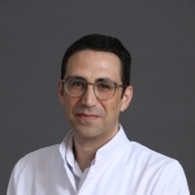 Dr Bouattour Abdennaceur Estetik maxillo yüz cerrah