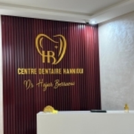 Dr Berraoui Hajar Diş hekimi