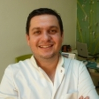 Dr BAHRINI TAREK Médecin dentiste