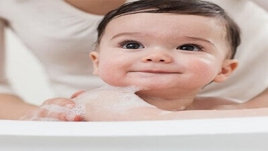 حمام مثالي لطفلك: العناية بالمناطق الحميمة