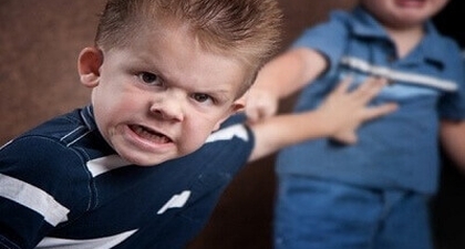 Que faire quand un enfant se comporte mal ?