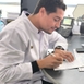الدكتور حمزة الخميري أخصائي طب العيون